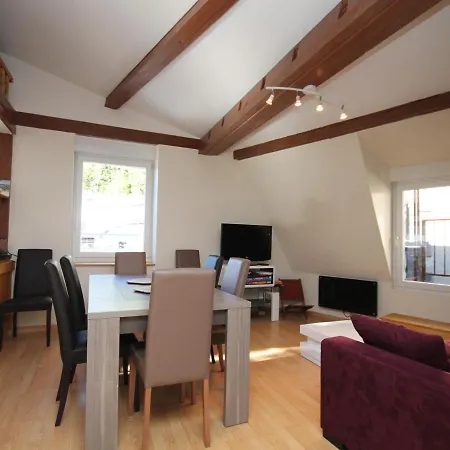 Apartment Mont-dore - T3 Centre, 2 Chambres, Equipe, 5 Pers - Fr-1-608-180 *